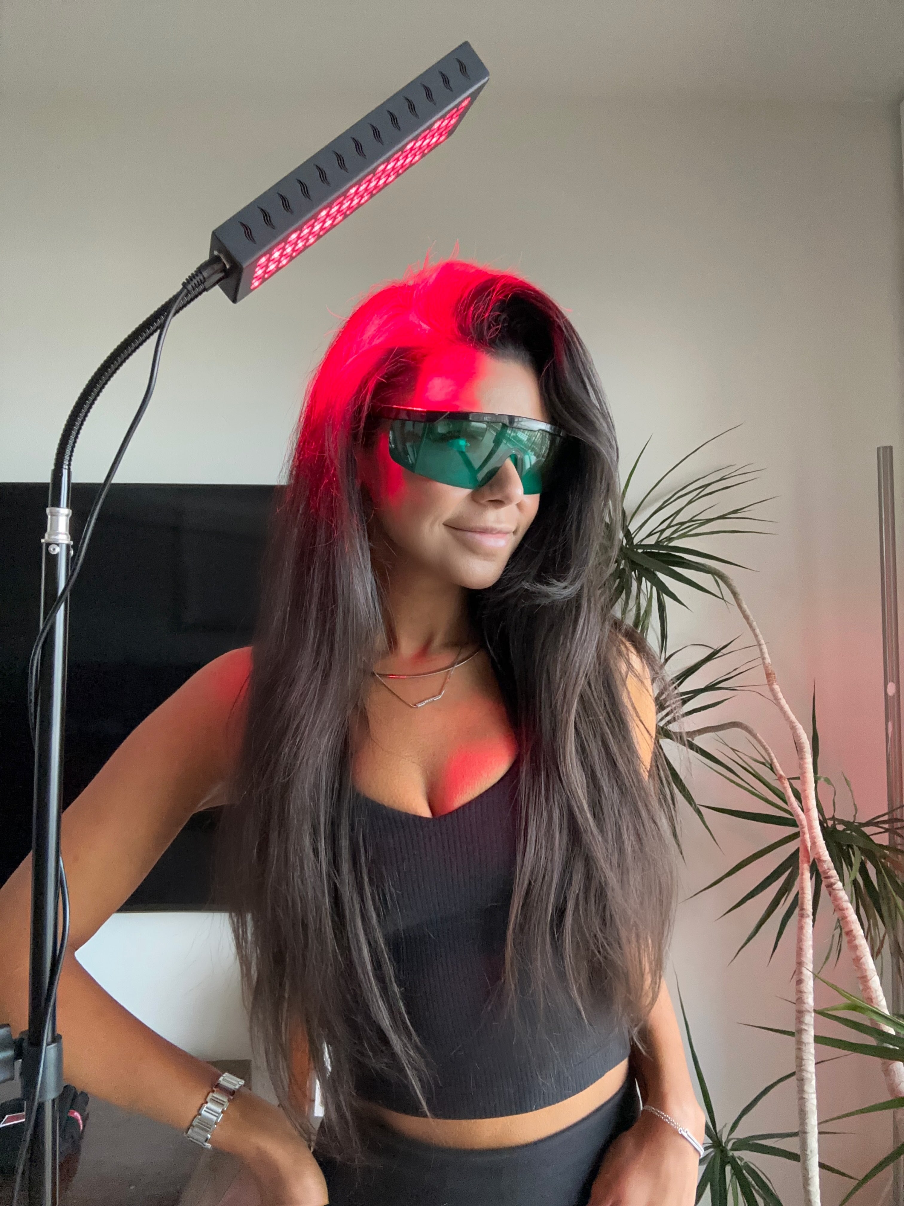 Why Red Light Therapy is Essential for Personal Care Even in the Sunny Summer - Astarexin